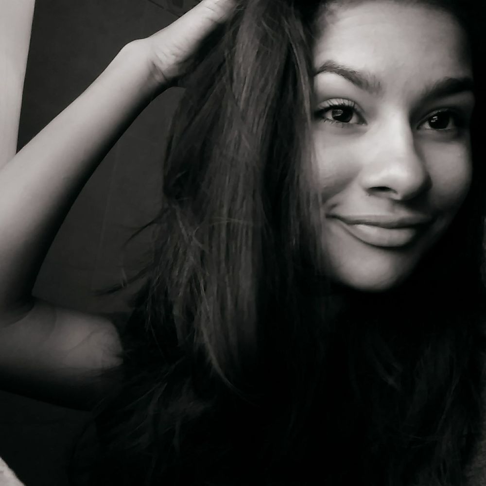 Meet your Posher, Xiomara